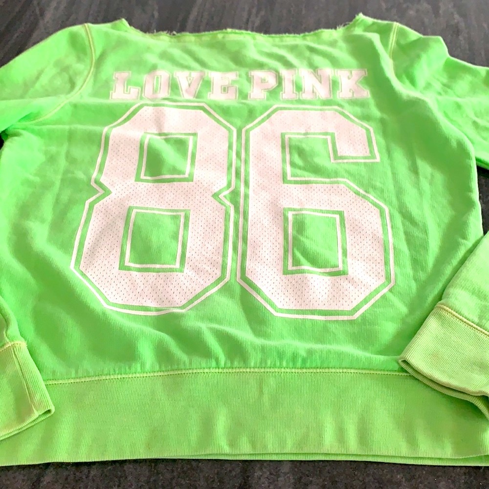 VS PINK Sweatshirt with kangaroo pocket